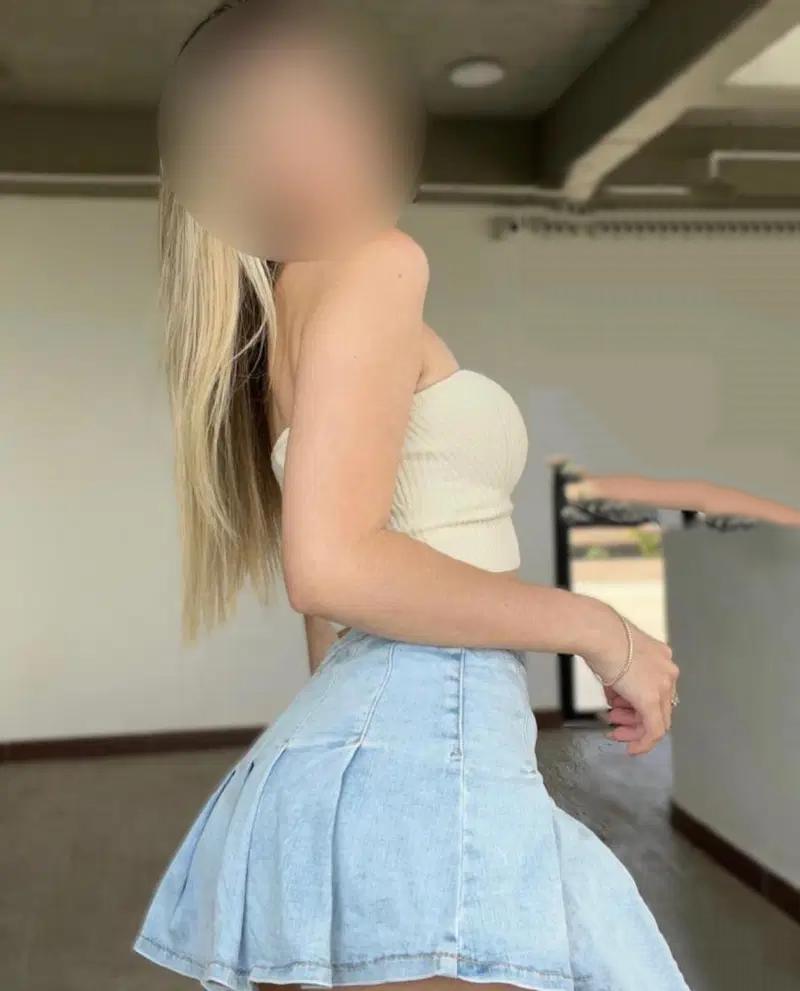 Chica busca chico en Cádiz: 