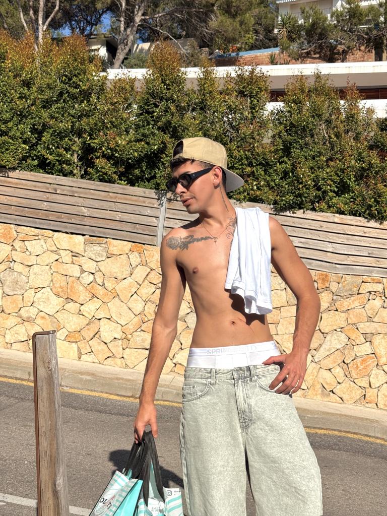 Chico busca chica en Alicante: 