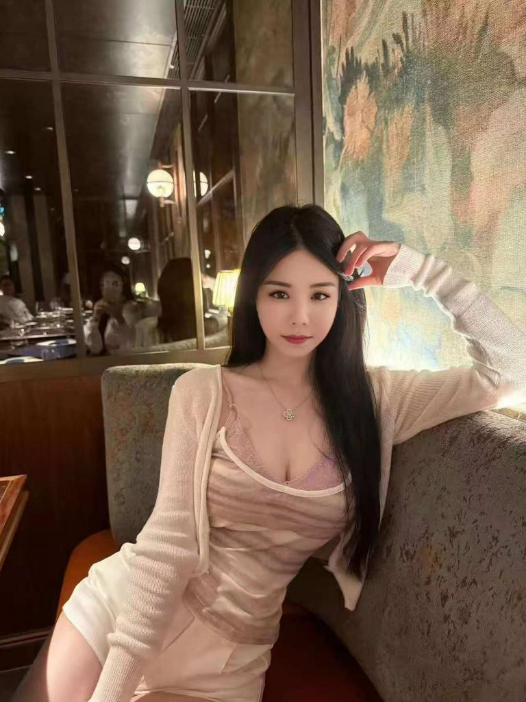 611228818: Chica busca chico en Barcelona