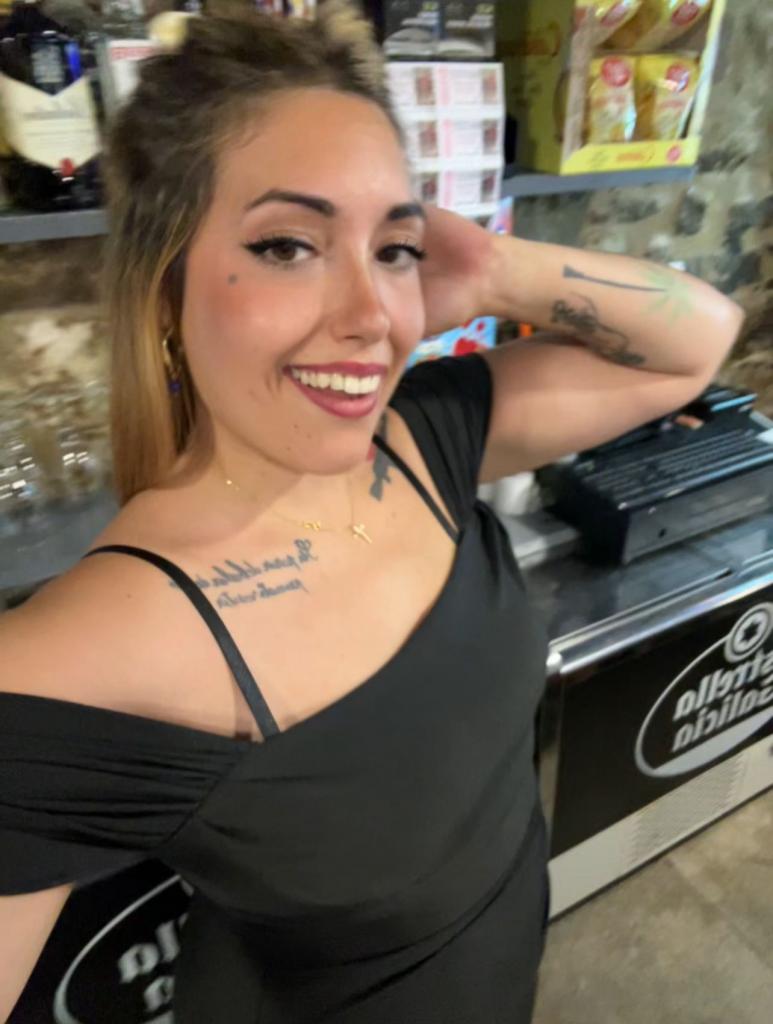 Chica busca chico en Barcelona: Chica busca chico