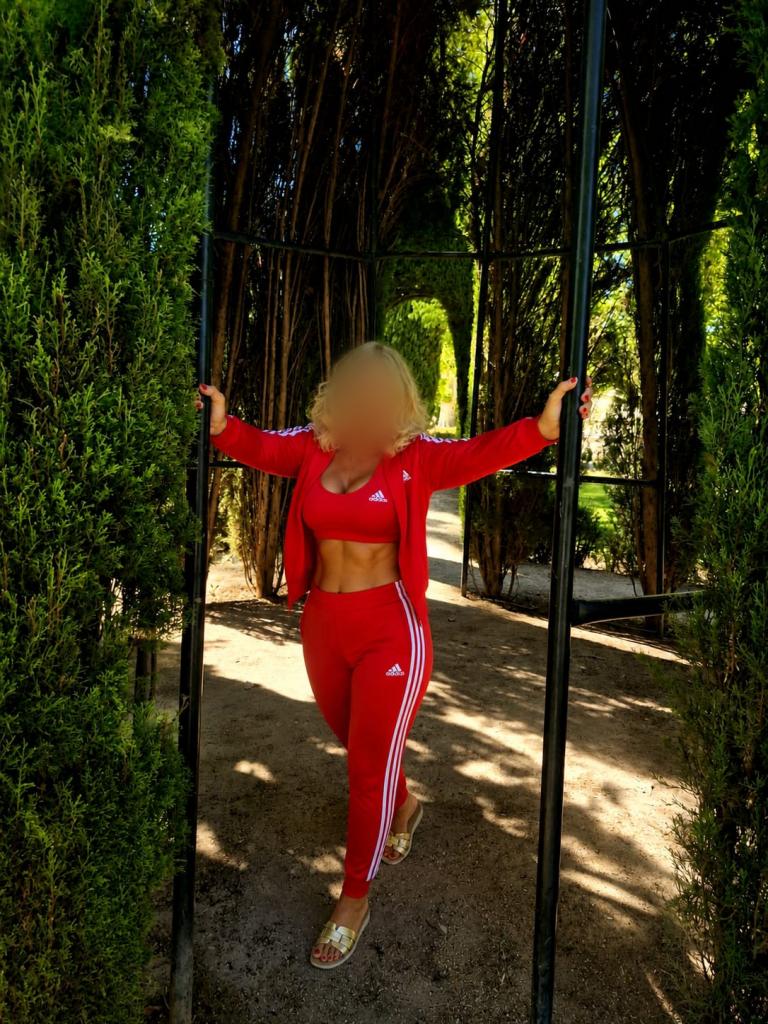 Chica busca chico en Madrid: Chica busca chico