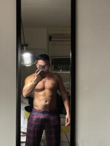 656415619: Chico busca chica en Madrid