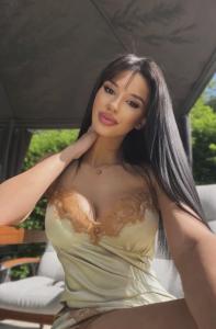 644784505: Chica busca chico en Mallorca
