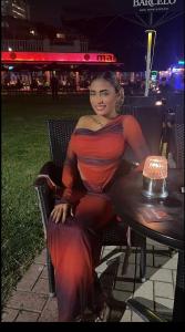 662483286: Chica busca chico en Málaga