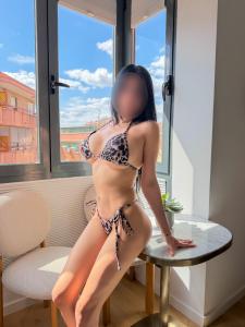 632251996: Chica busca chico en Madrid