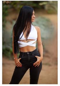 607185206: Chica busca chico en Alicante