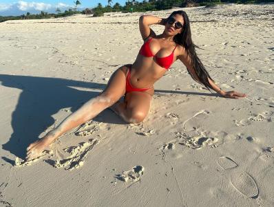 665658463: Chica busca chico en Madrid