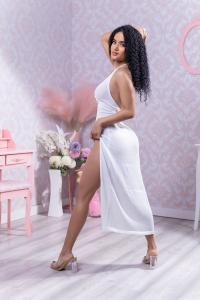 641380590: Chica busca chico en Ibiza