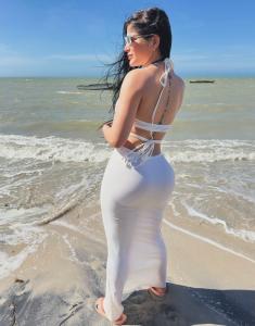 666348395: Chica busca chico en Barcelona