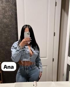 661520325: Chica busca chico en Sevilla