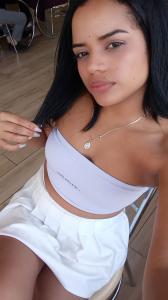 613746909: Chica busca chico en Tenerife