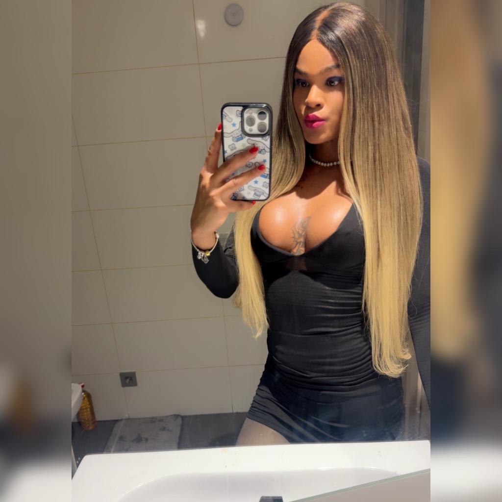 651091710: Transexual en Navarra