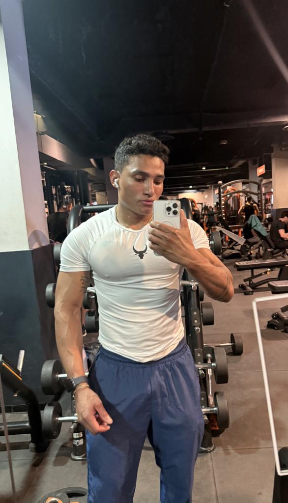 656415619: Chico busca chica en Madrid