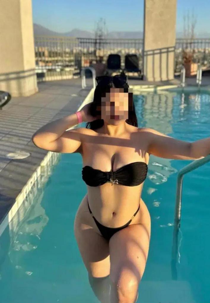 Chica busca chico en Huelva: 