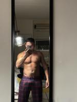656415619: Chico busca chica en Madrid