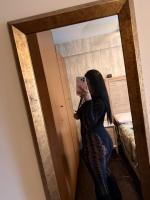 617532764: Chica busca chico en Ibiza