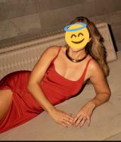 698816291: Chica busca chico en Barcelona