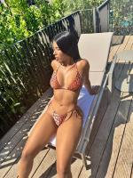 613479330: Chica busca chico en La Coruña