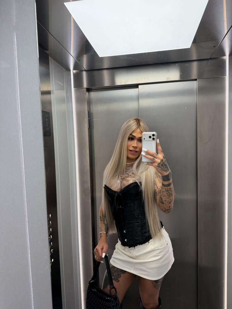 613360843: Travesti en Ibiza
