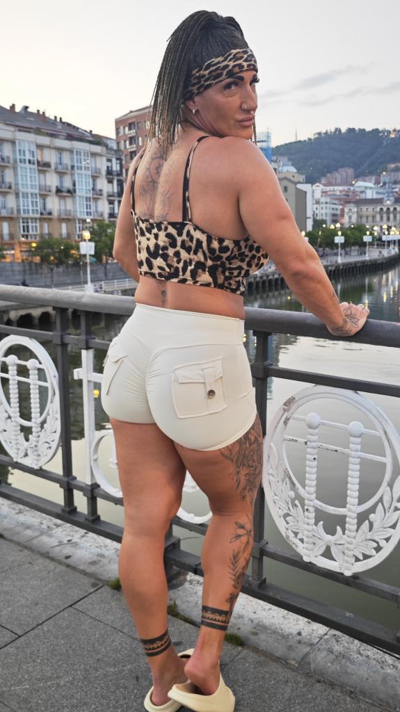 Chica busca chico en Alicante: 