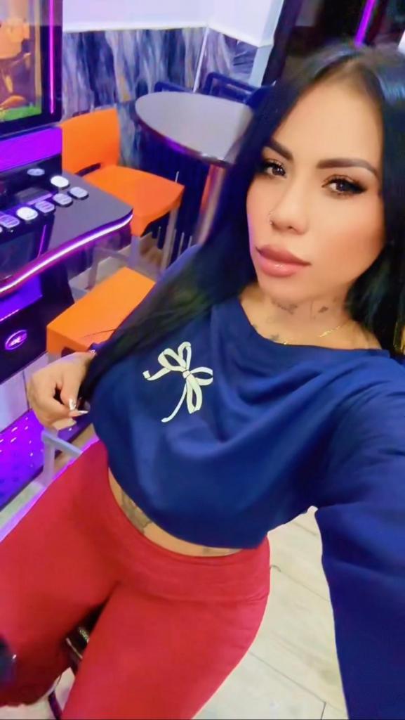 673132195: Chica busca chico en Madrid