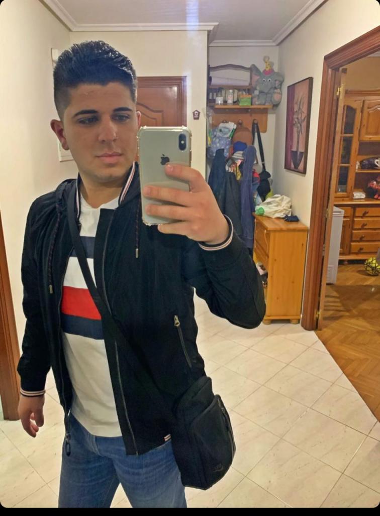 Chico busca chica en Lugo: 