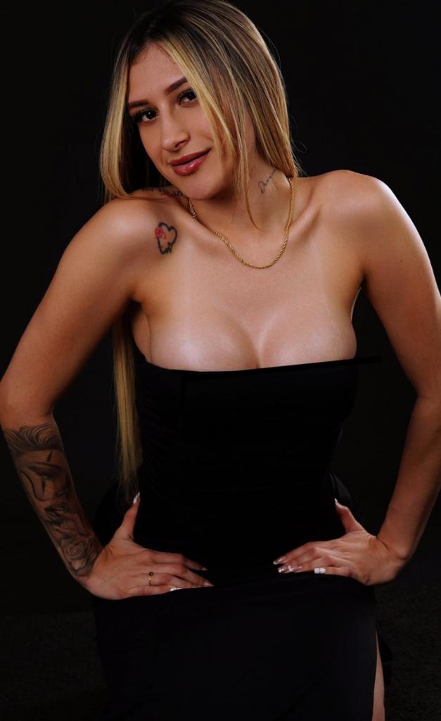 674409569: Chica busca chico en Mallorca