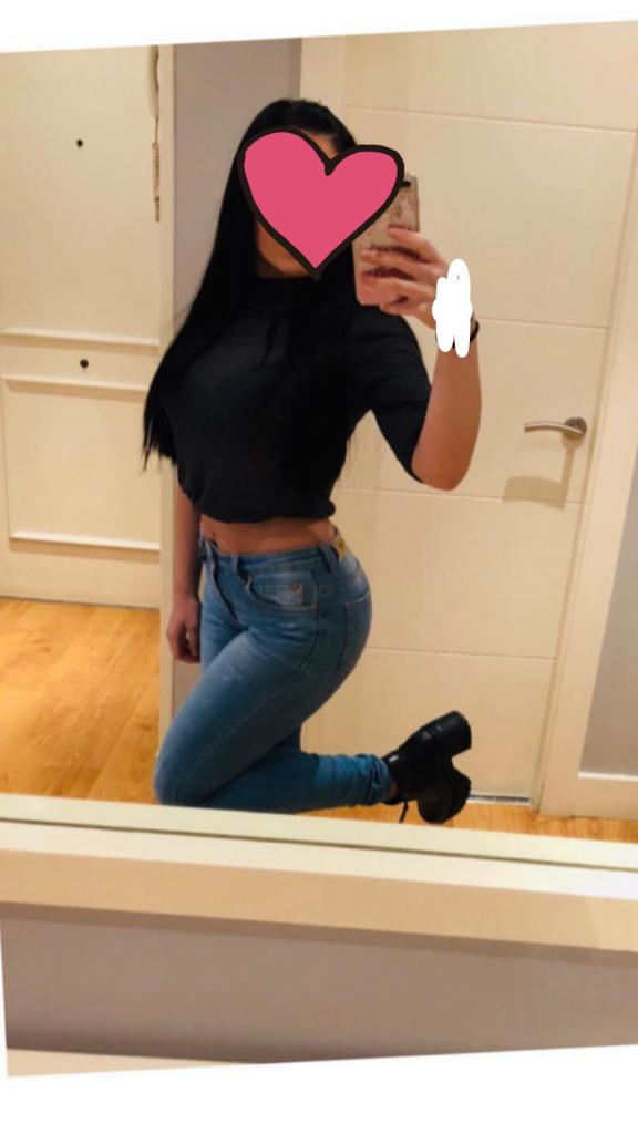 613778229: Chica busca chico en Lugo