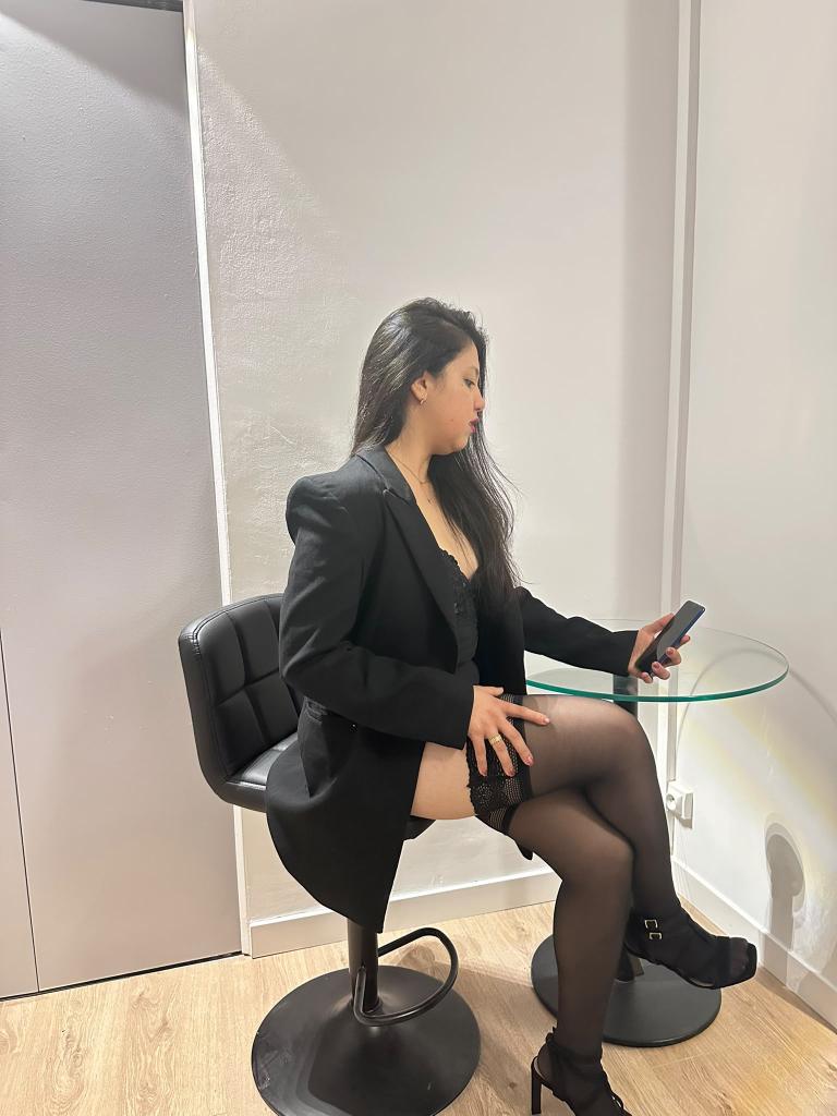 Chica busca chico en Córdoba: Chica busca chico