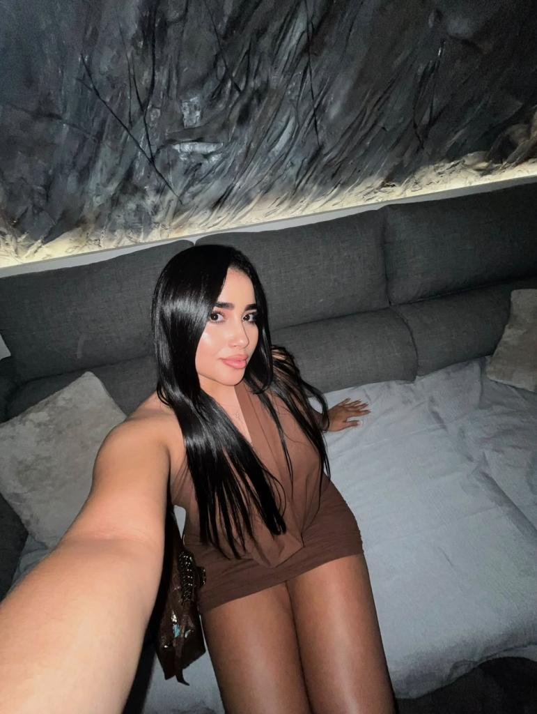 637910870: Chica busca chico en Valencia