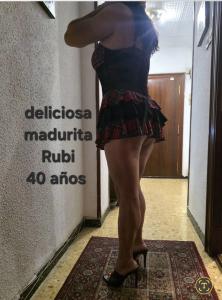 641599232: Chica busca chico en Zaragoza