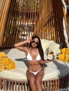 613887469: Chica busca chico en Huesca