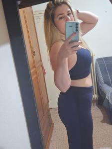 632989141: Chica busca chico en Soria