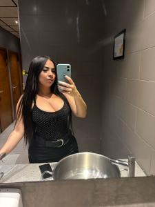 673934103: Chica busca chico en Valencia