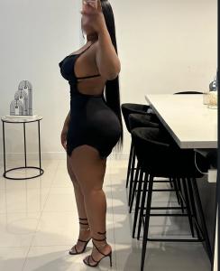 742048928: Chica busca chico en Granada