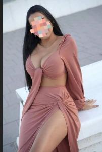 667873306: Chica busca chico en Madrid