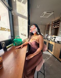 667873306: Chica busca chico en Madrid