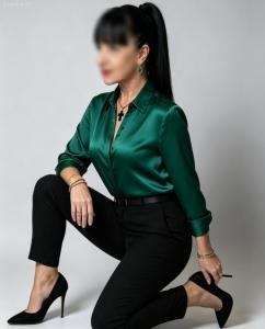 662593819: Chica busca chico en Murcia