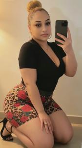 689704914: Chica busca chico en Ávila