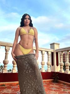634649359: Chica busca chico en Ibiza