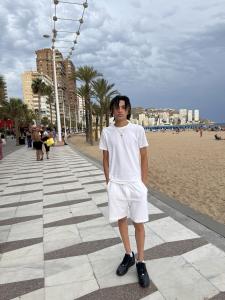 603745113: Chico busca chica en Alicante