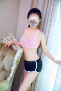 627796445: Chica busca chico en Barcelona