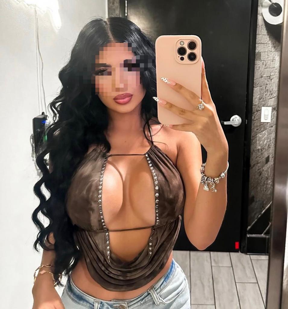647038839: Chica busca chico en Las Palmas