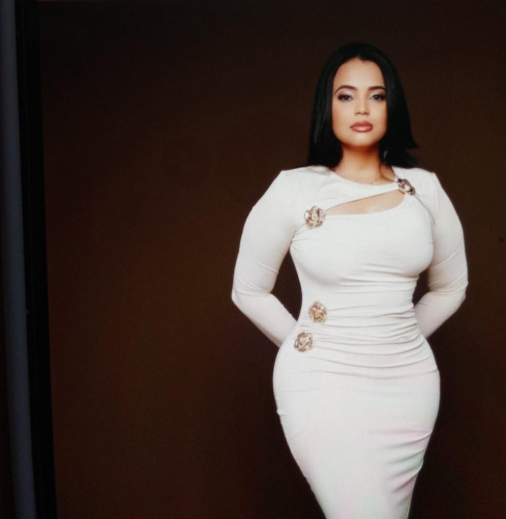 Chica busca chico en Almería: 