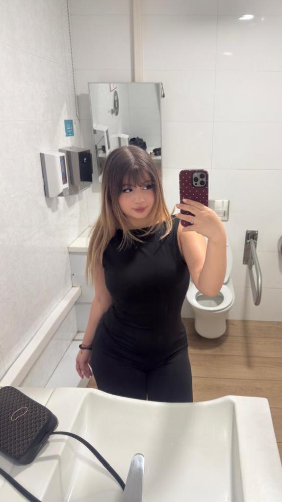 Chica busca chico en Valencia: Chica busca chico