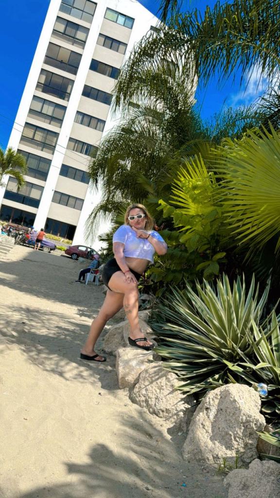 632596383: Chica busca chico en Almería