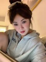 613971138: Chica busca chico en Madrid