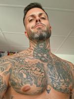 608439638: Chica busca chico en Sevilla