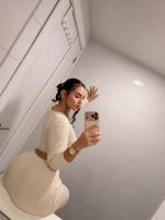 672539377: Chica busca chico en Ibiza