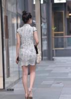 633399877: Chica busca chico en Barcelona